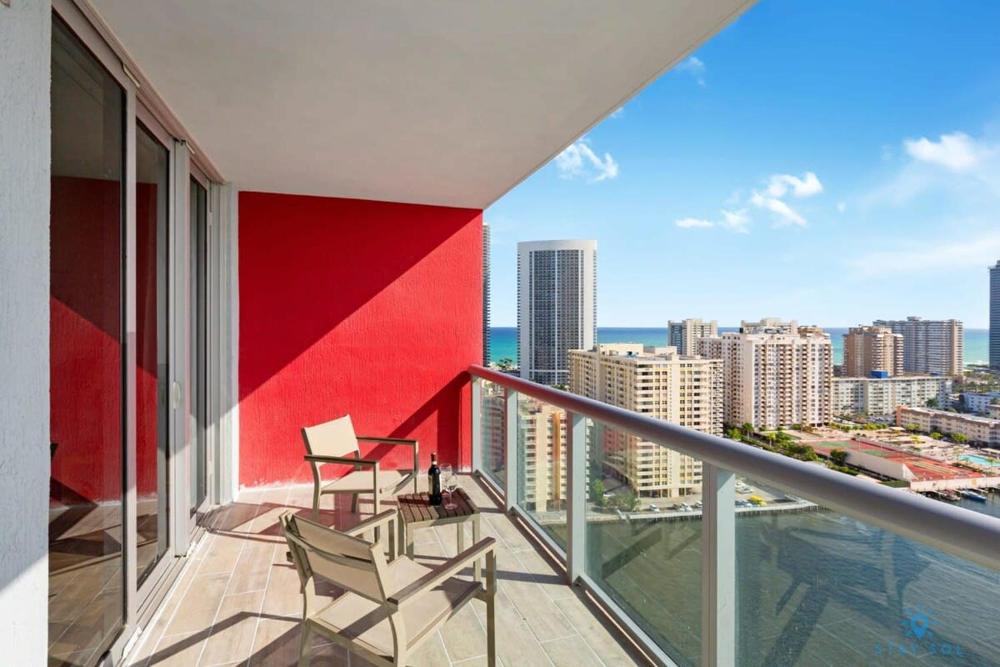 Near Beach - Balcony with View - Pool - Gym